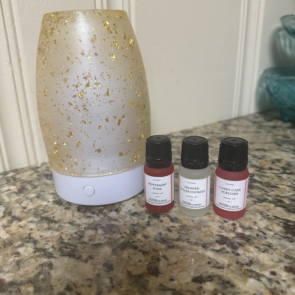 House Of Harlow 1960 Gold Speckled Aroma Diffuser